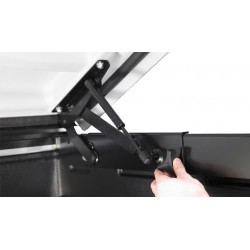 Le couvre benne rigide Pro-form avec Roll Bar acier pour Nissan Navara D40 2005-2015 se monte sans outil