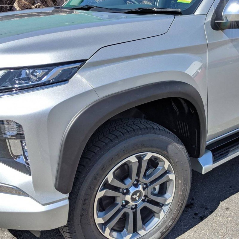 Elargisseurs d'ailes ABS Mitsubishi L200 Double-Cabine 2019-2021 Elargisseurs d'ailes ABS Mitsubishi L200 Double-Cabine 2019-2021