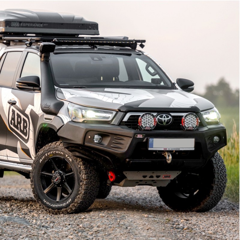 Pare-chocs avant StealthBar ARB Toyota Hilux 2020-2023 Pare-chocs avant StealthBar ARB Toyota Hilux 2020-2023