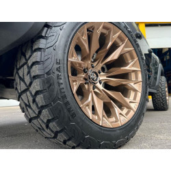 Jante Fuel Off-Road Flame D805 Platinium Bronze