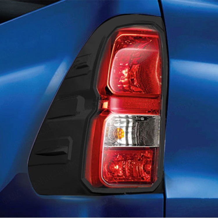 Enjoliveurs feu arriére Hilux Revo › 2016 Enjoliveurs feu arriére Hilux Revo › 2016