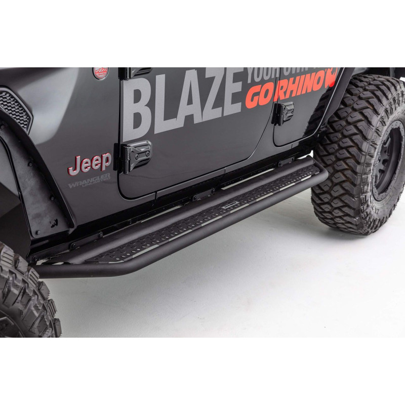 Marchepieds Go Rhino Dominator D6 Jeep Wrangler JL+ 4XE Marchepieds Go Rhino Dominator D6 Jeep Wrangler JL+ 4XE